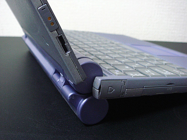 VAIO PCG-N505AS (Sony) 2000年 | 古いハードに囲まれて since2011 VAIO PCG-N505AS (Sony) 2000年 | 古いハードに囲まれて since2011